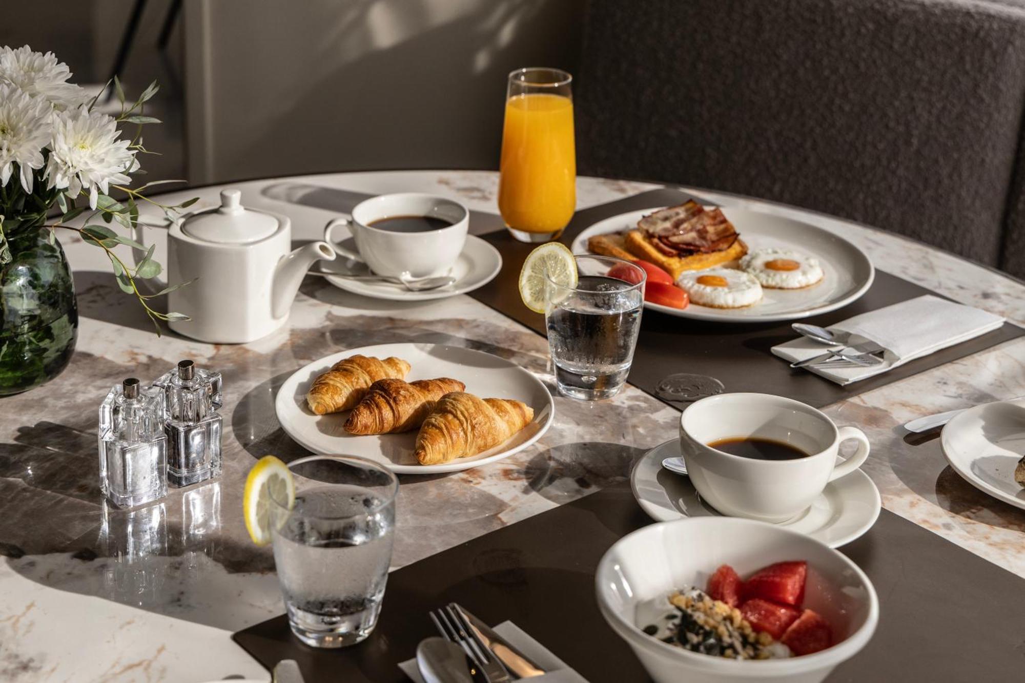 Cali Resort & Spa Designed For Adults By Louis Hotels Peyia Bagian luar foto